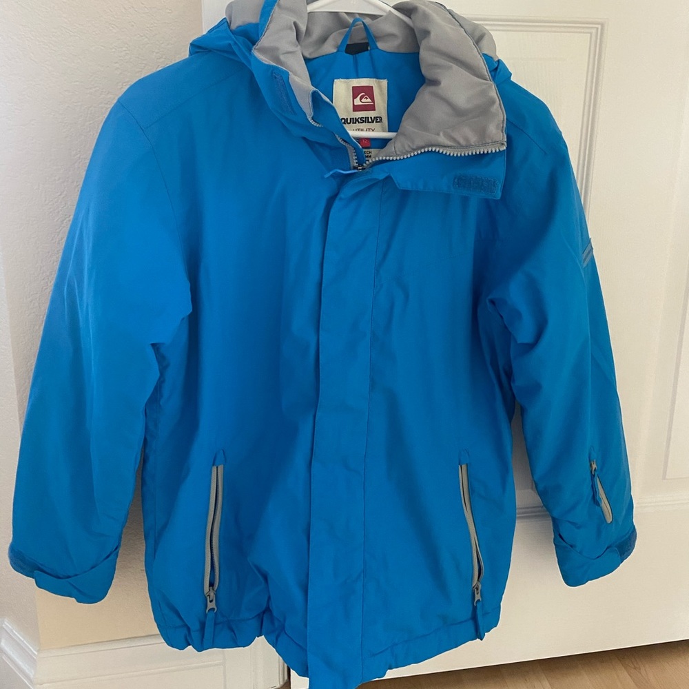 Girls aged 12, Quicksilver utility ski jacket.